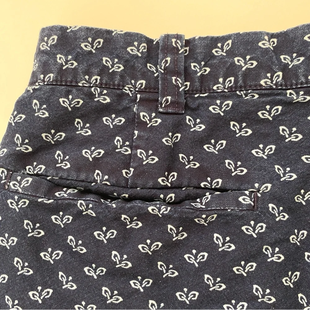 J.Crew Men's Blue Floral Shorts Raw Hem Preppy Size 32 Summer Grunge